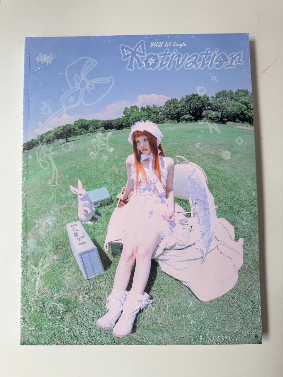 ALBUM YUQI 1st Single [Motivation]