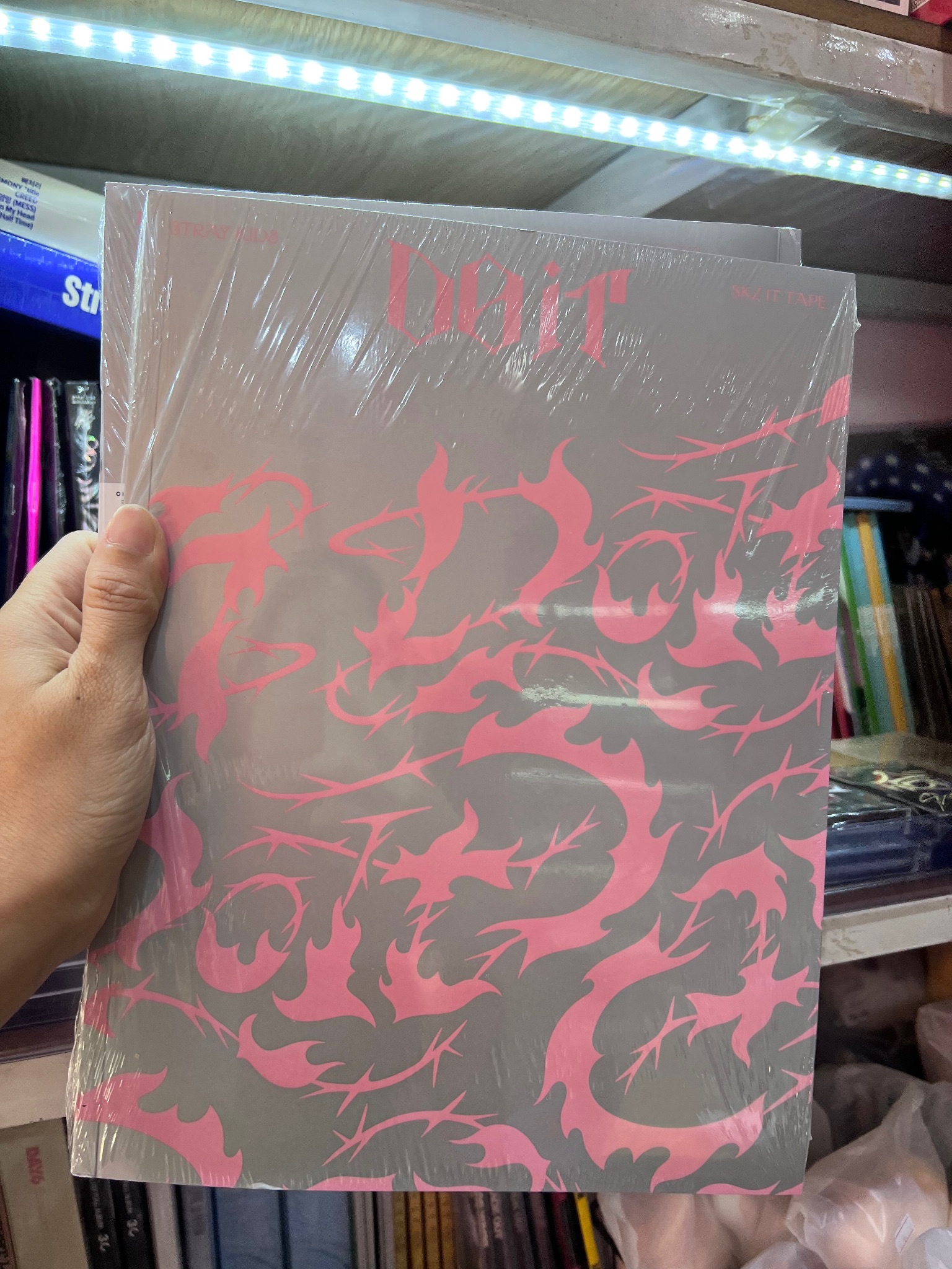 ALBUM Stray Kids SKZ IT TAPE [DO IT] (IT VER.)