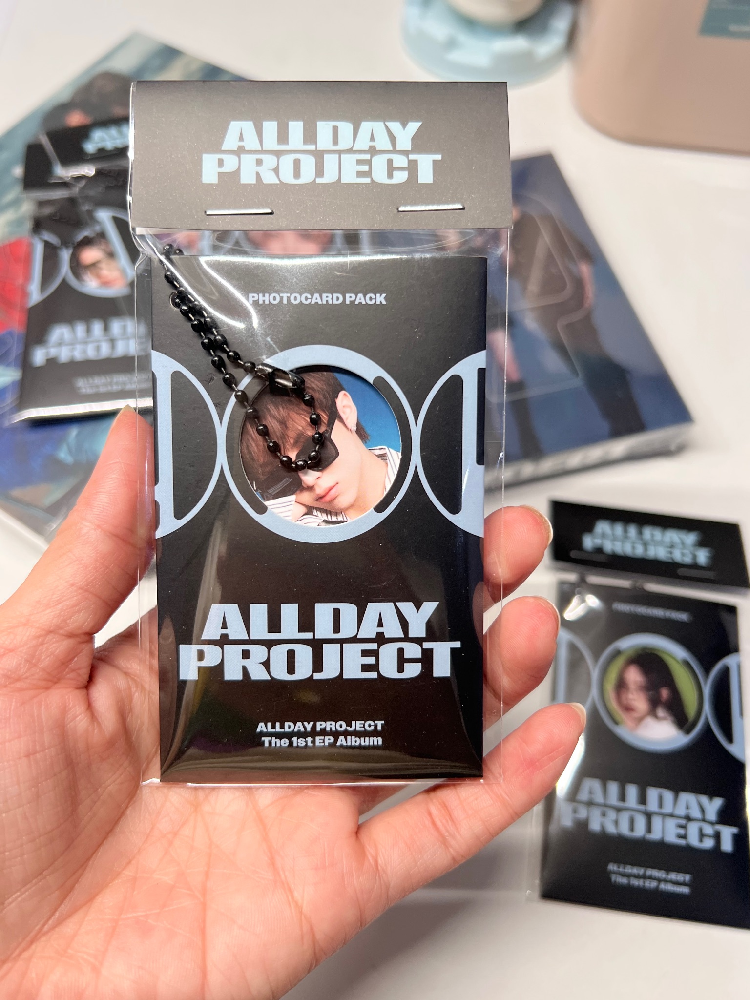ALLDAY PROJECT The 1st EP Album 'ALLDAY PROJECT' PHOTOCARD PACK ver.