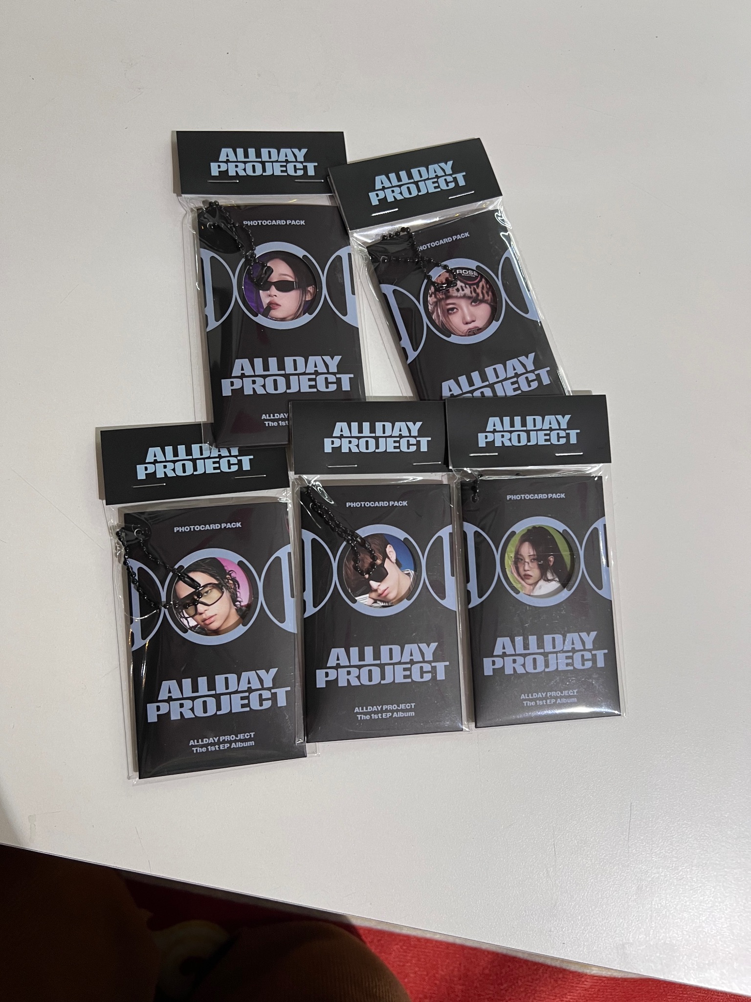 ALLDAY PROJECT The 1st EP Album 'ALLDAY PROJECT' PHOTOCARD PACK ver.
