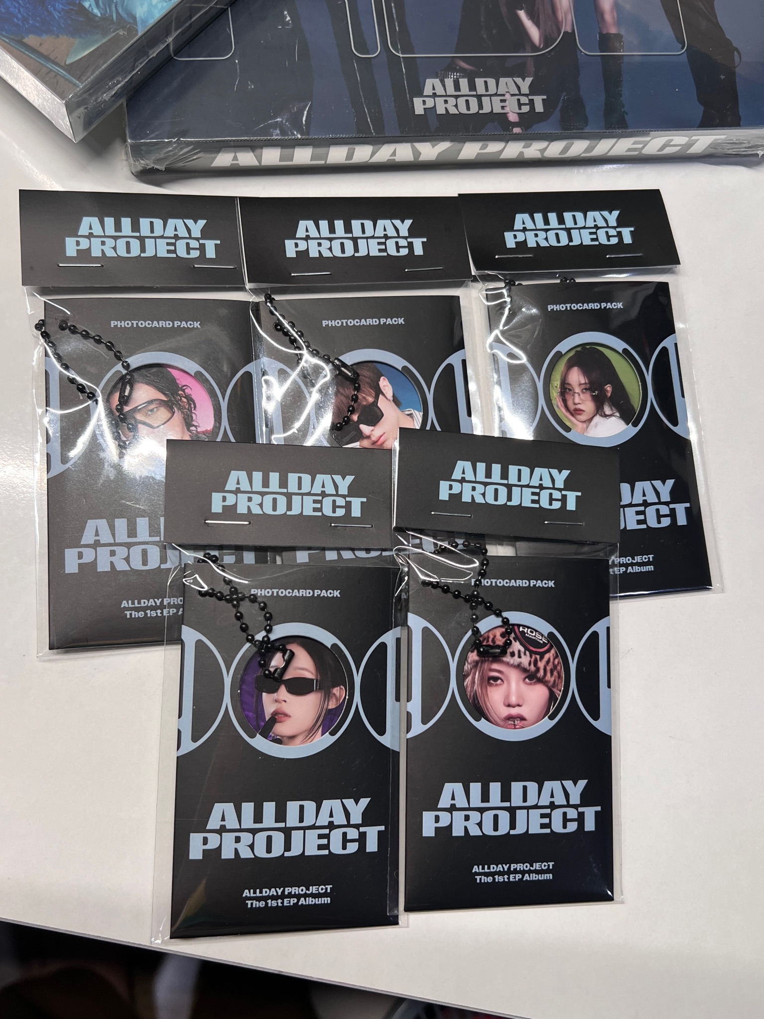 ALLDAY PROJECT The 1st EP Album 'ALLDAY PROJECT' PHOTOCARD PACK ver.