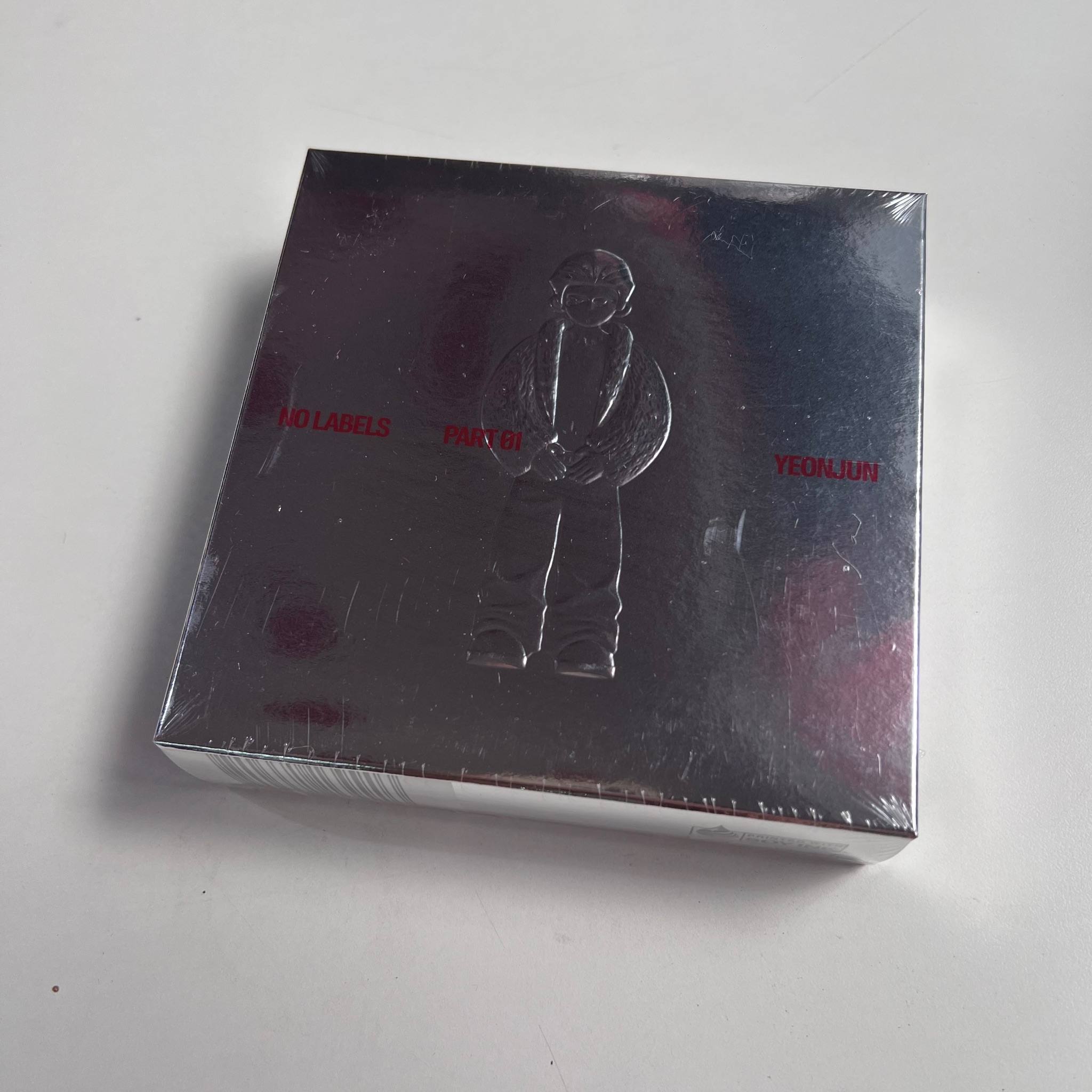 ALBUM YEONJUN ‘NO LABELS: PART 01’ (Figure Ver.)