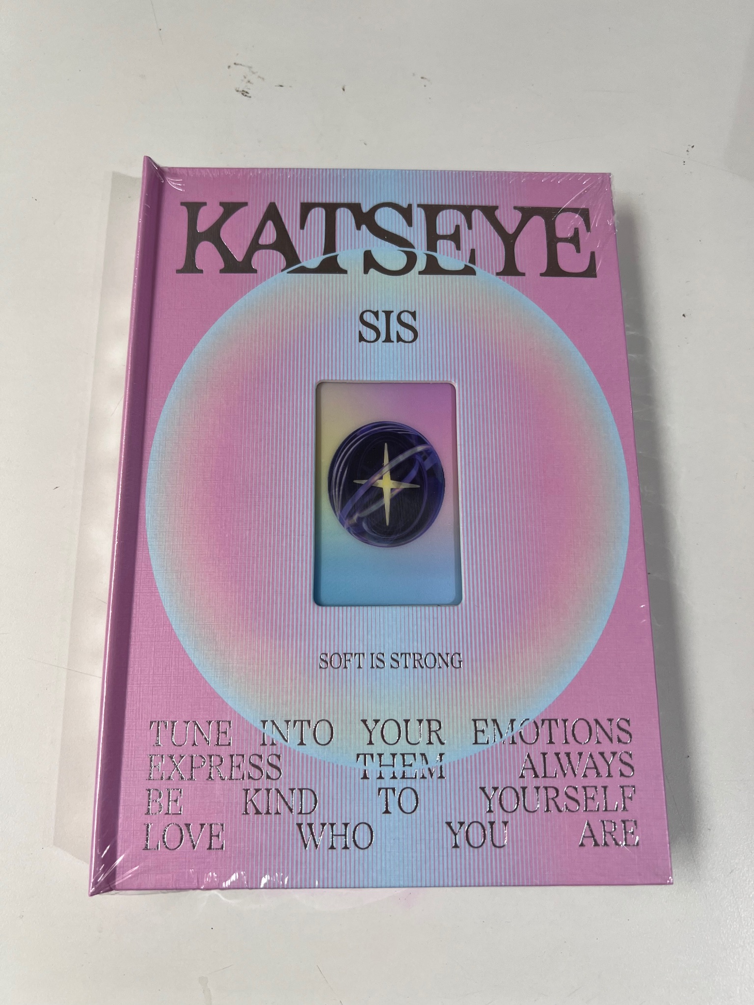 ALBUM KATSEYE [SIS (Soft Is Strong)]