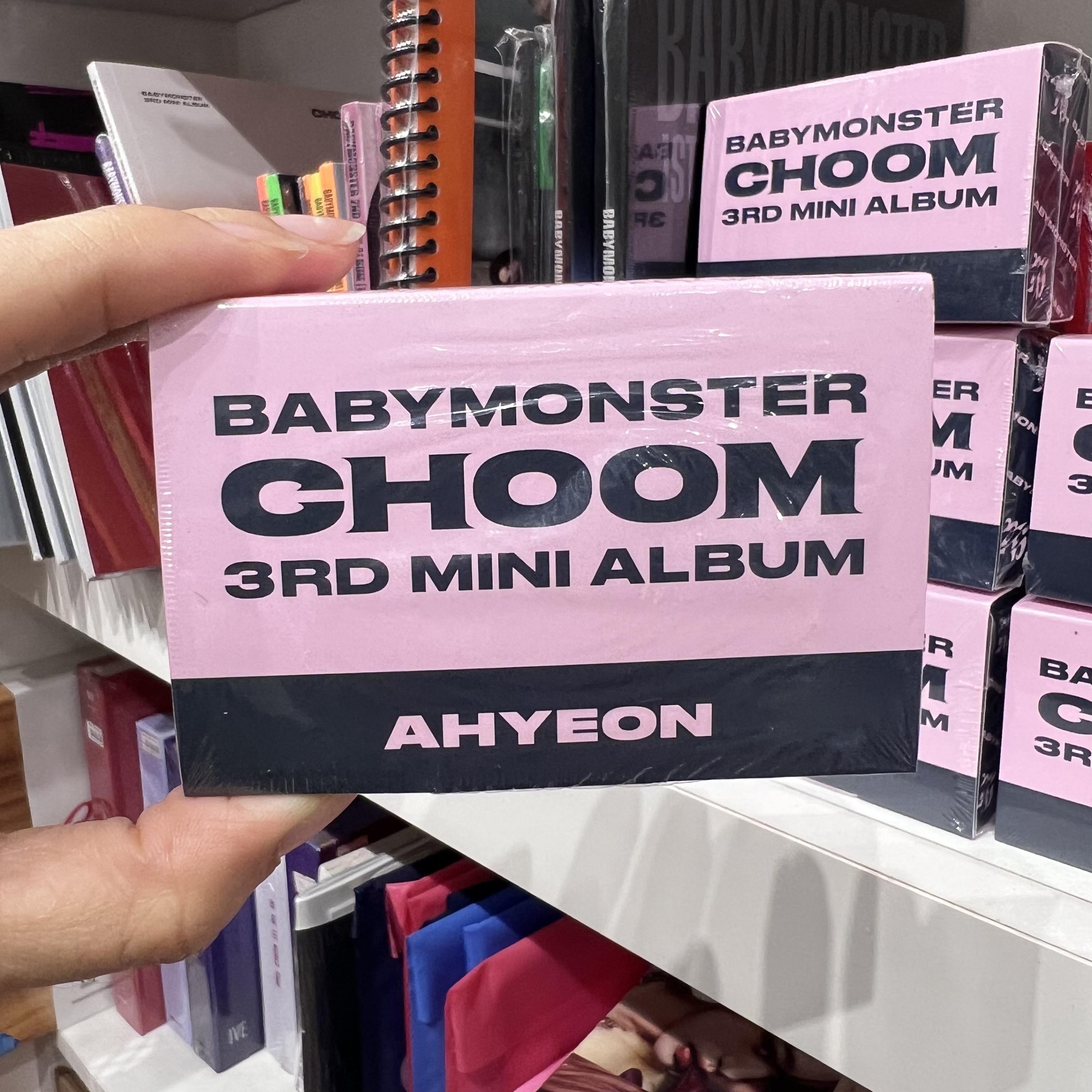 ALBUM BABYMONSTER [CHOOM] Plush Keyring Ver.