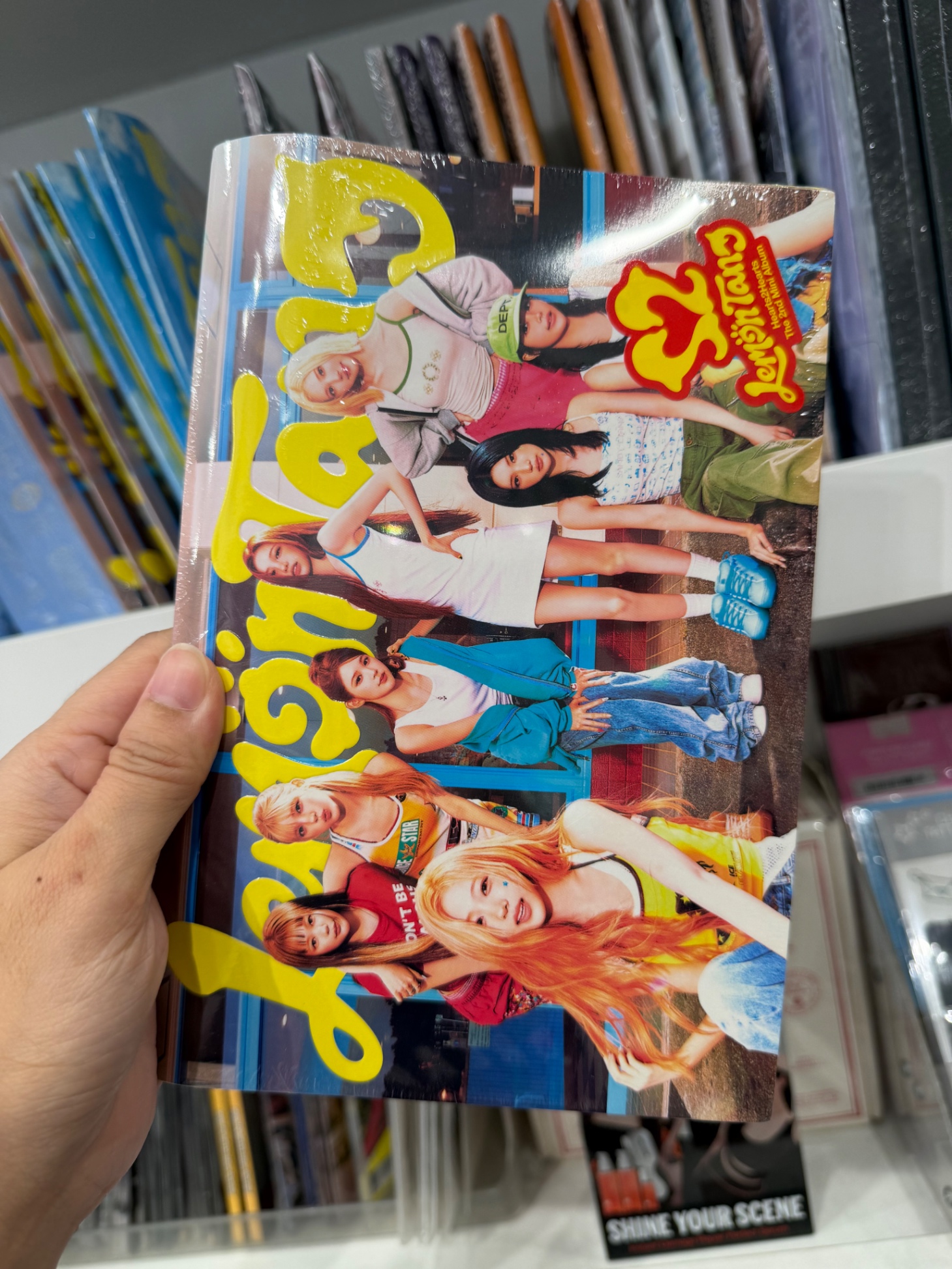ALBUM Hearts2Hearts 2nd Mini Album [Lemon Tang] (Photobook Ver.)