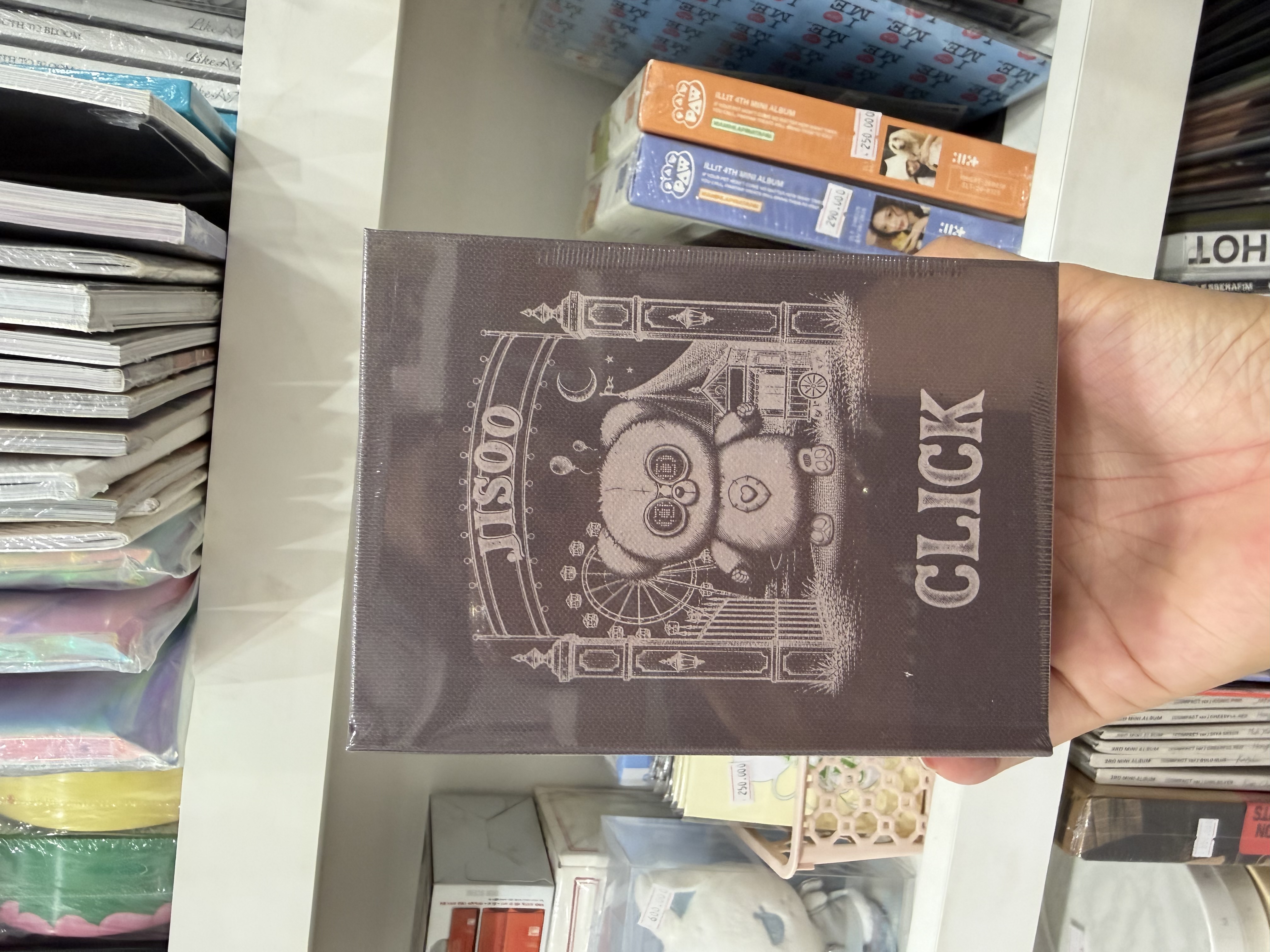 ALBUM JISOO [CLICK] CLICK BABY BEAR NFC VER.