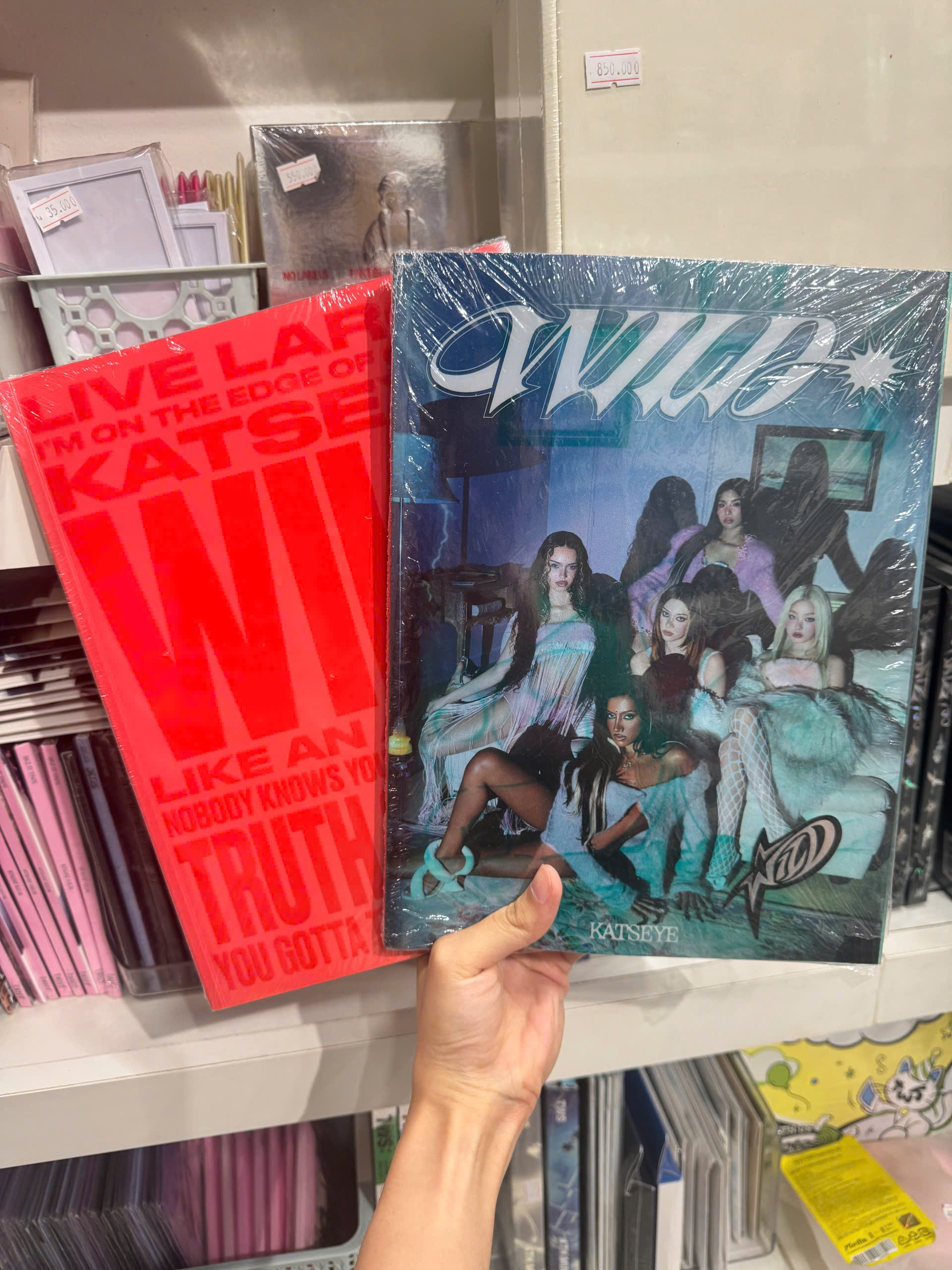 ALBUM KATSEYE WILD