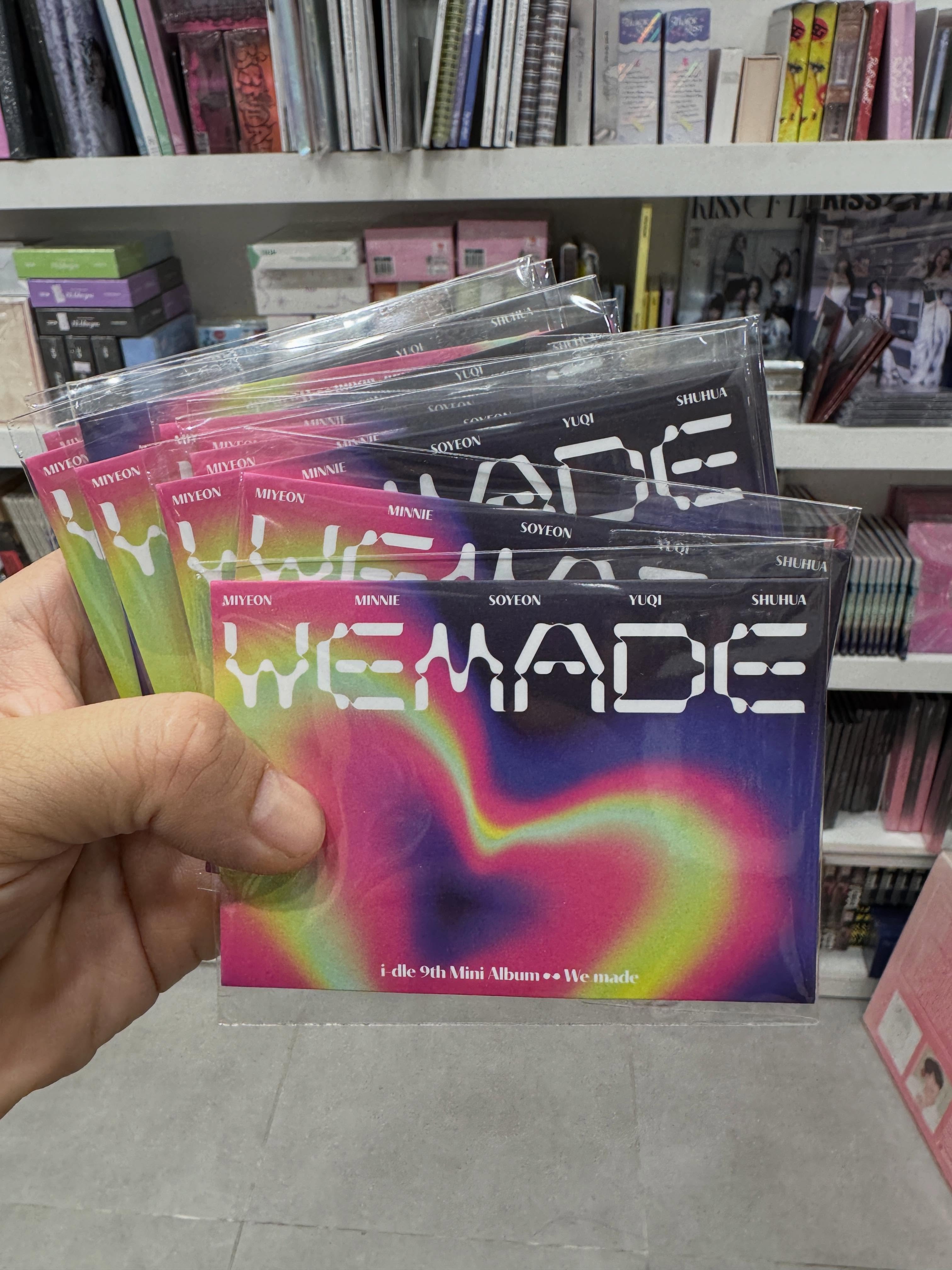 ALBUM i-dle [We made] (POCAALBUM ver.)