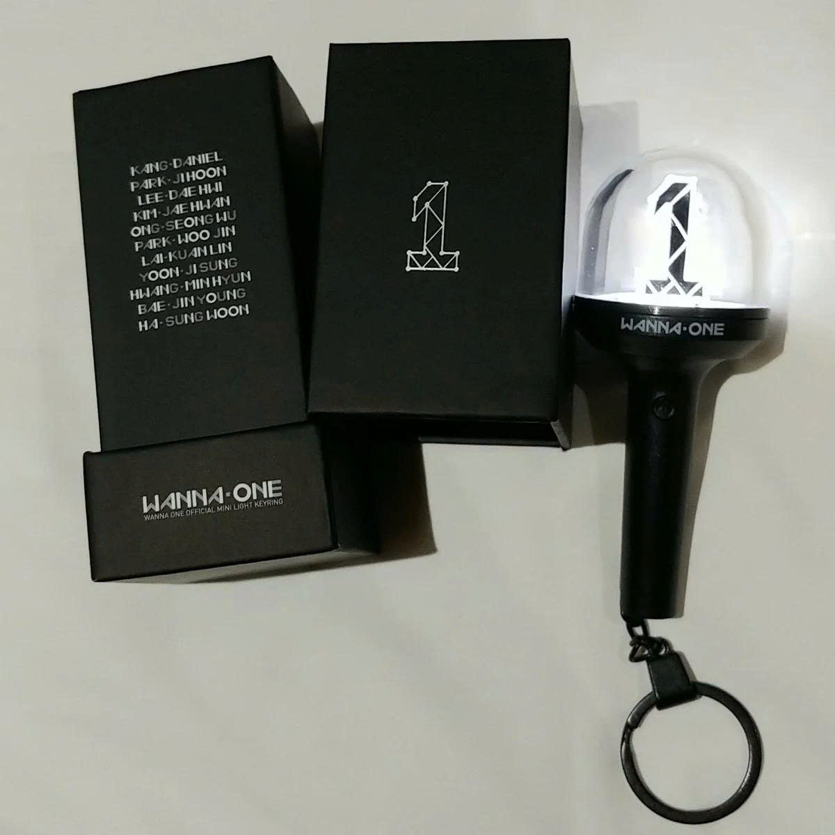 Keyring Wanna One