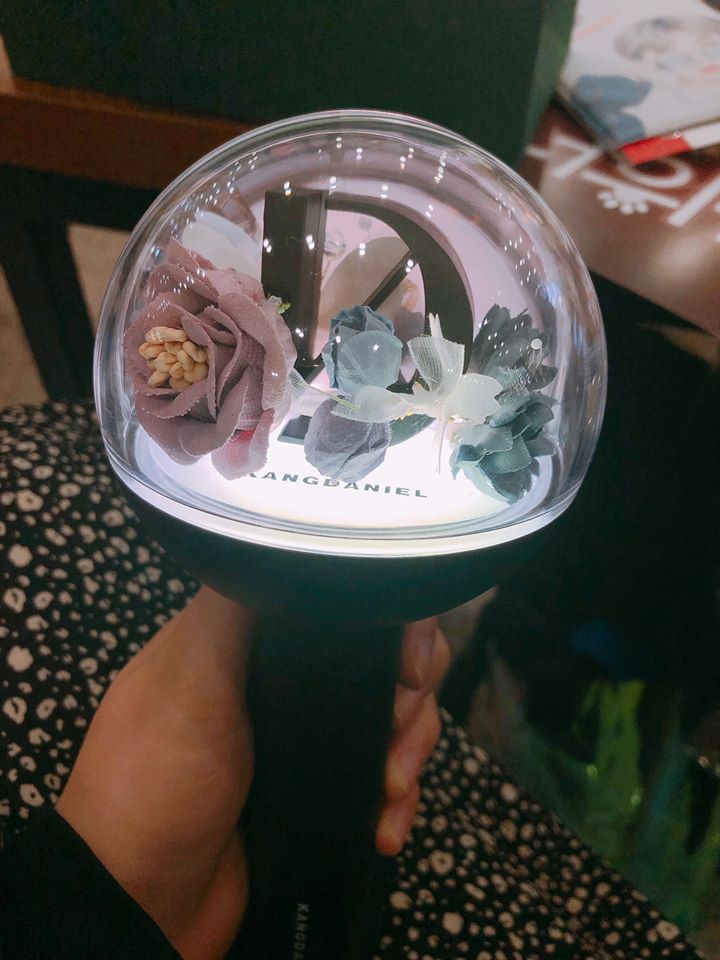 official_lightstick_daniel_danibong