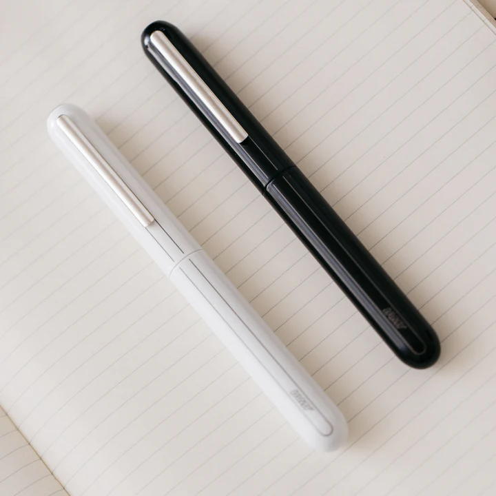 But-may-Lamy-Dialog-3.webp?v=1774162368