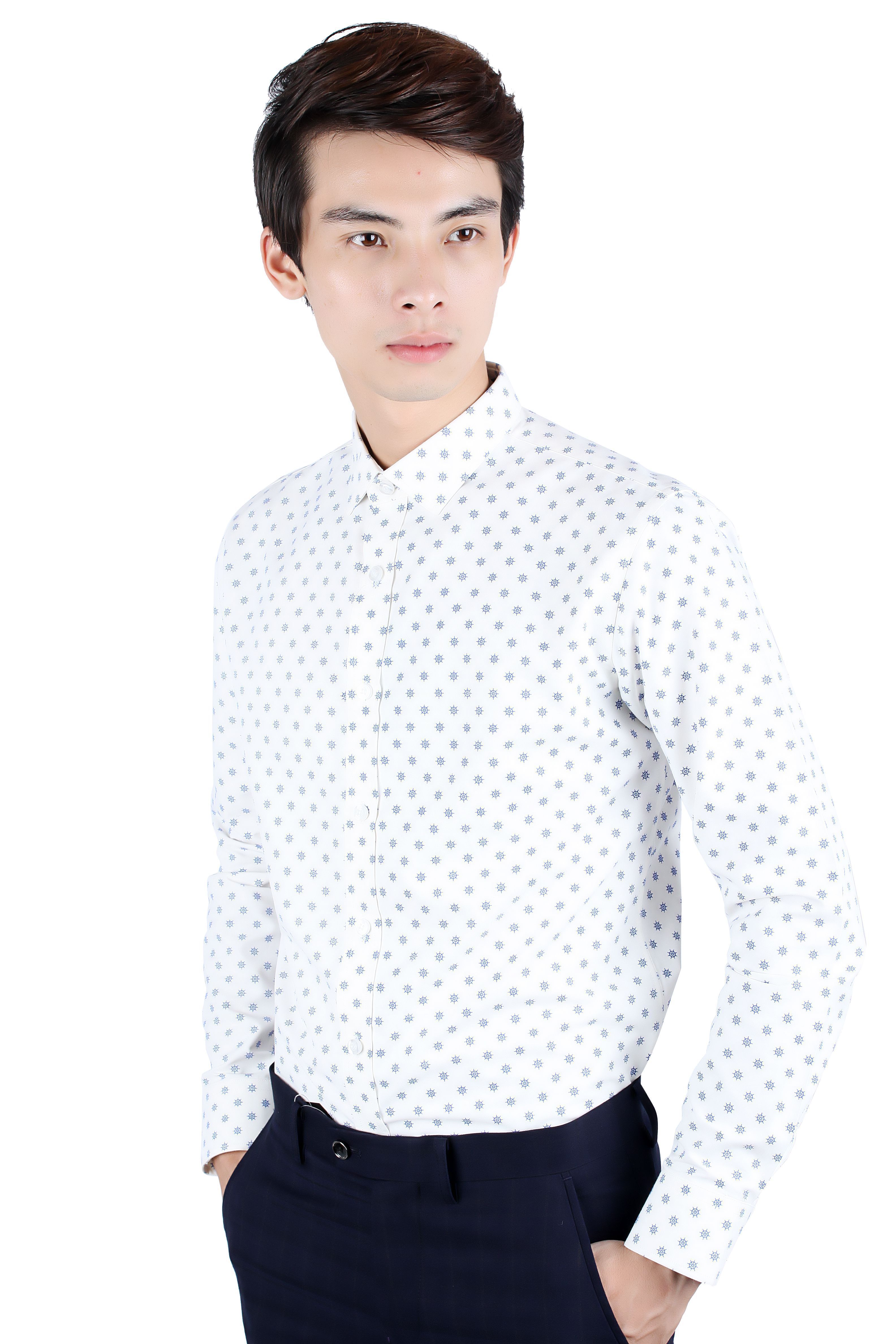 SM trắng họa tiết bánh lái xanh