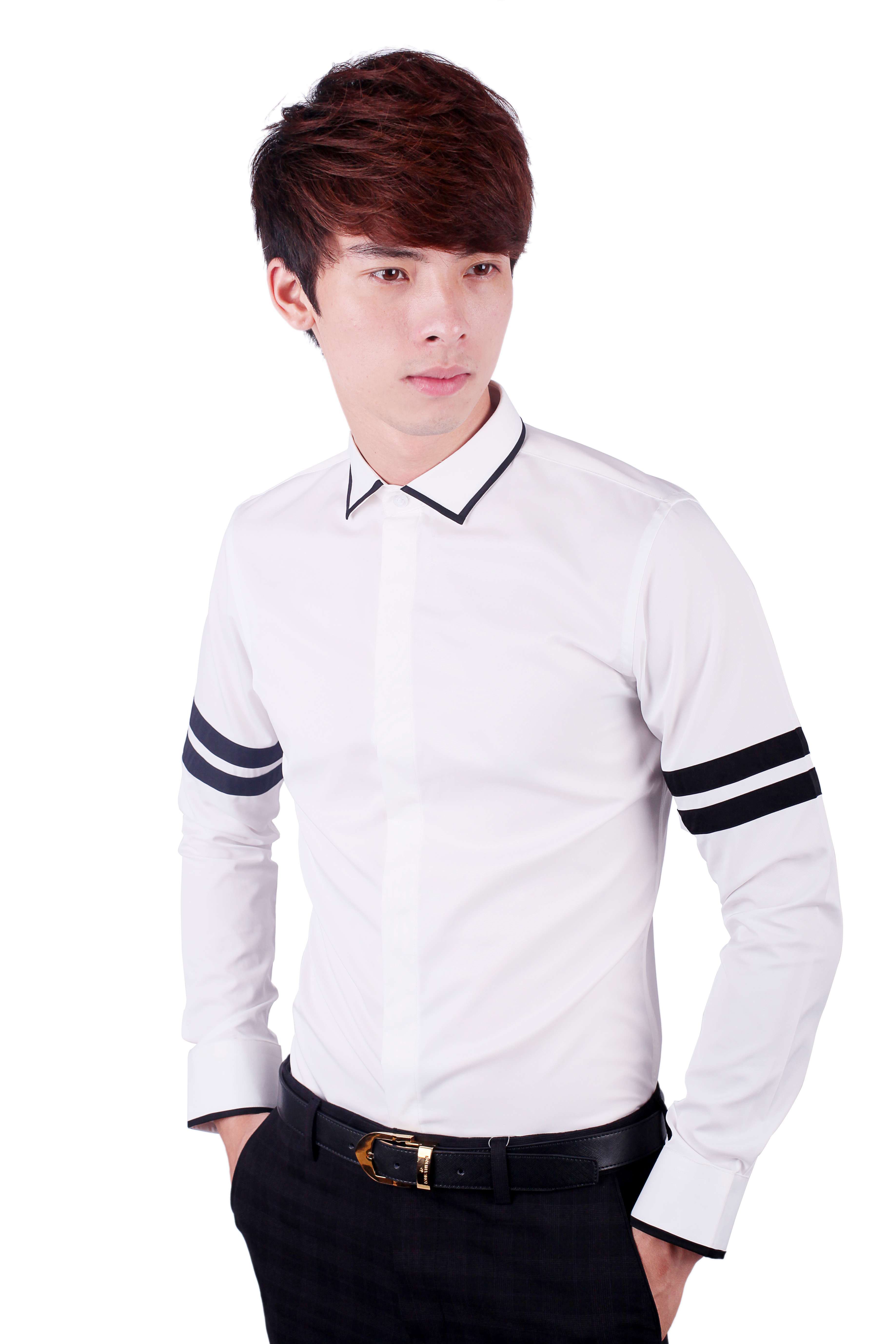 SM trắng viền cổ,ống tay 2 vòng đen