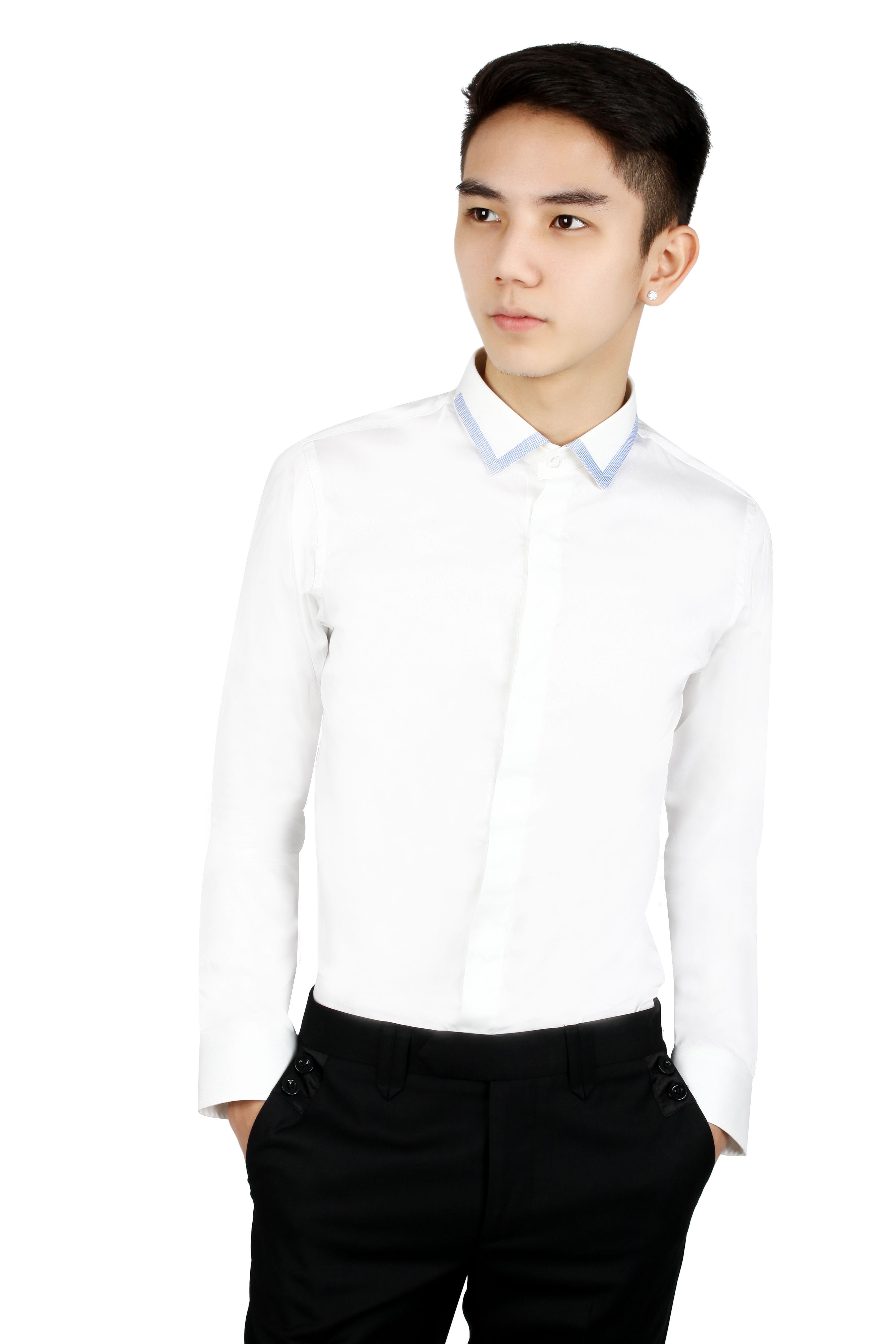 SM trắng nẹp viền cổ pha kẻ xanh trắng