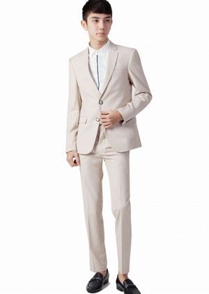 Vest be sữa 2 khuy đen sữa