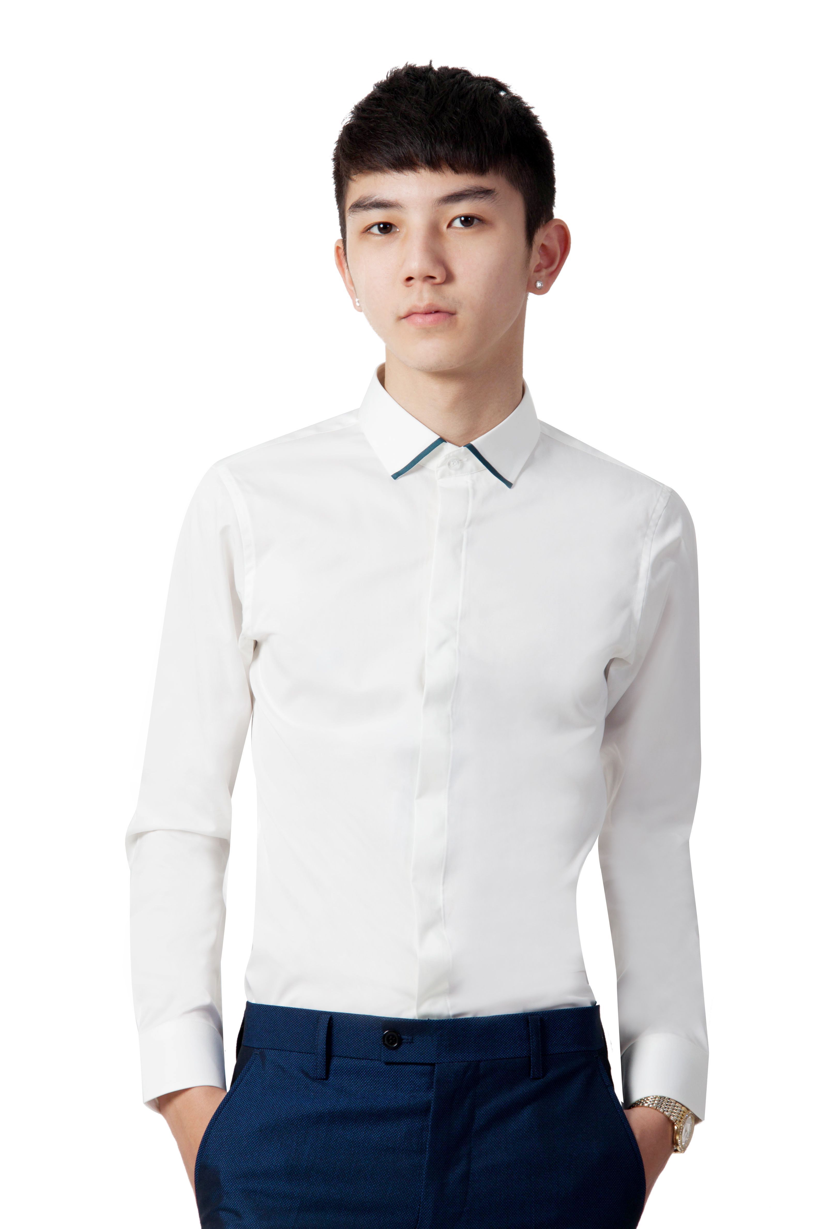 SM trắng ngà viền lá cổ xanh nhỏ LC