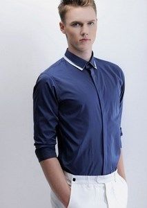 SM xanh tím than hai lá cổ, lá dưới trắng GC