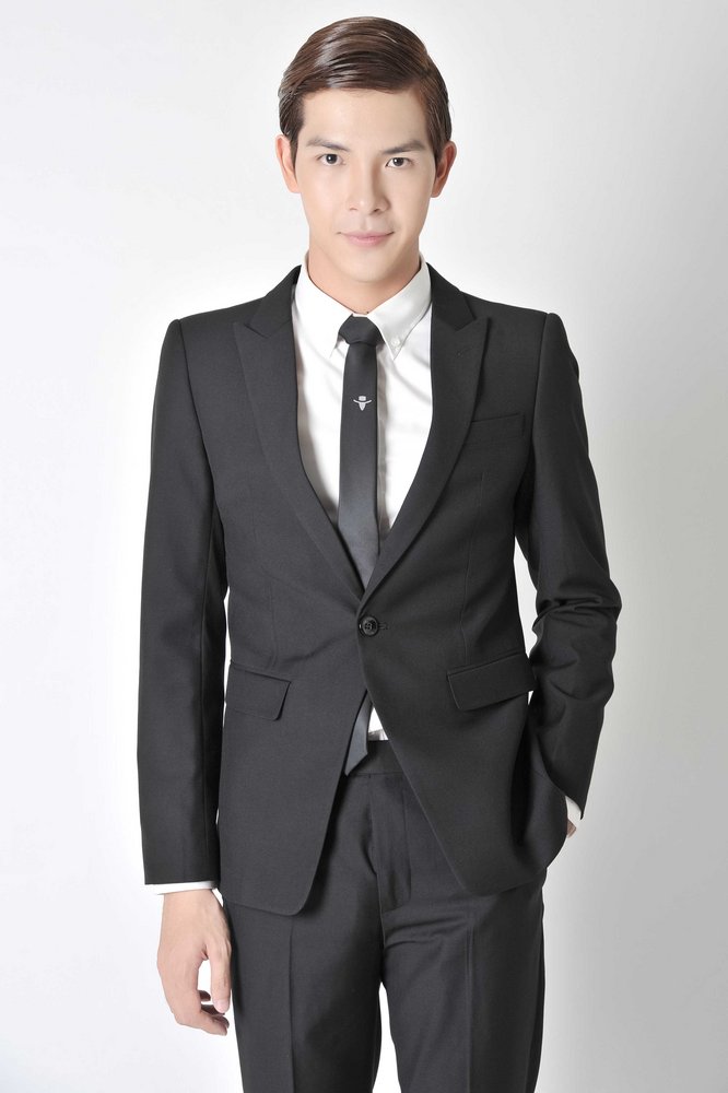 Vest đen 1 cúc, vạt dưới chéo