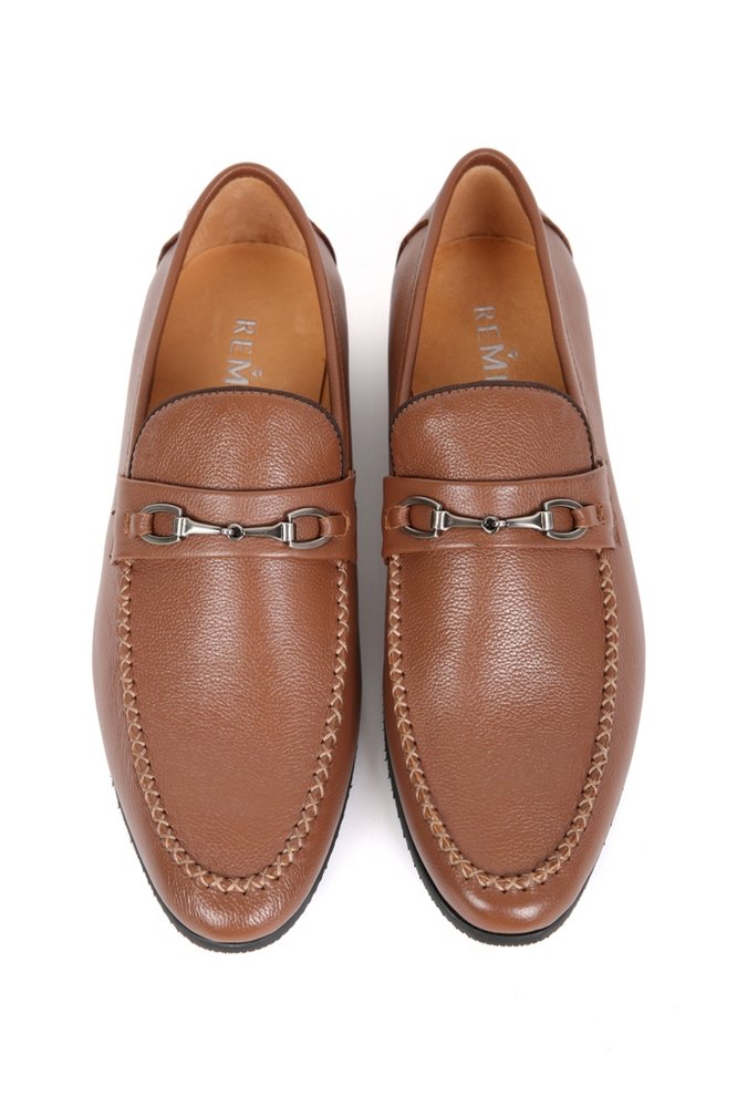 Giày lười nâu khâu mũi, có móc nối sz 39