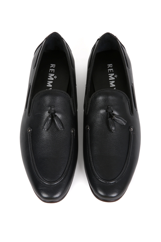 Giày lười đen, dây luồn, có chuông sz 40
