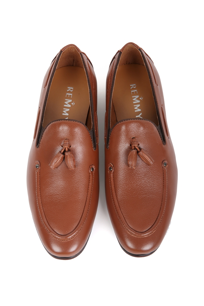 Giày lười nâu, dây luồn, có chuông sz 41