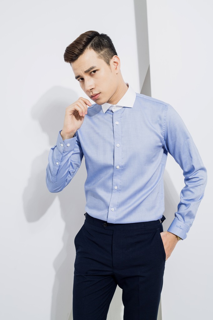 SM xanh tím- vải dệt trắng, cổ trắng