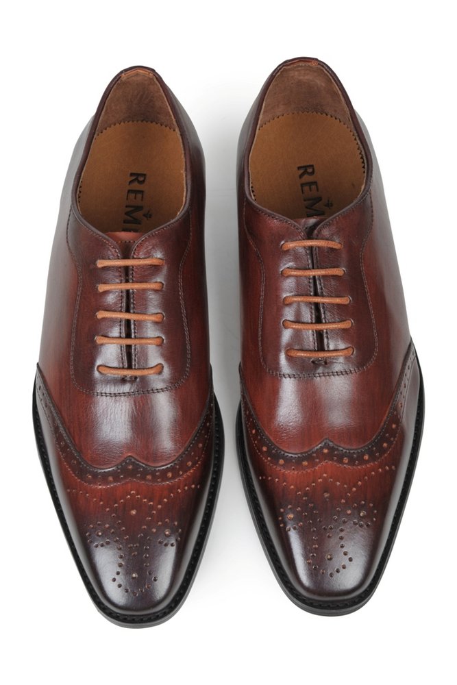 Giày dây nâu đậm, đai chữ M, chấm hoa văn mũi giày, 486-220 sz 41