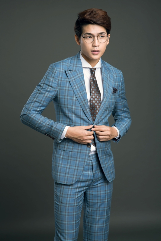 Vest xanh da trời, kẻ nâu- xanh ngọc ve to đột chỉ