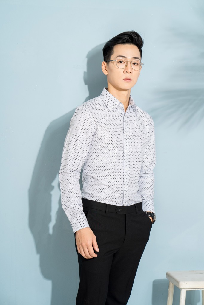 SM trắng, họa tiết cá đen nhí-chấm liti