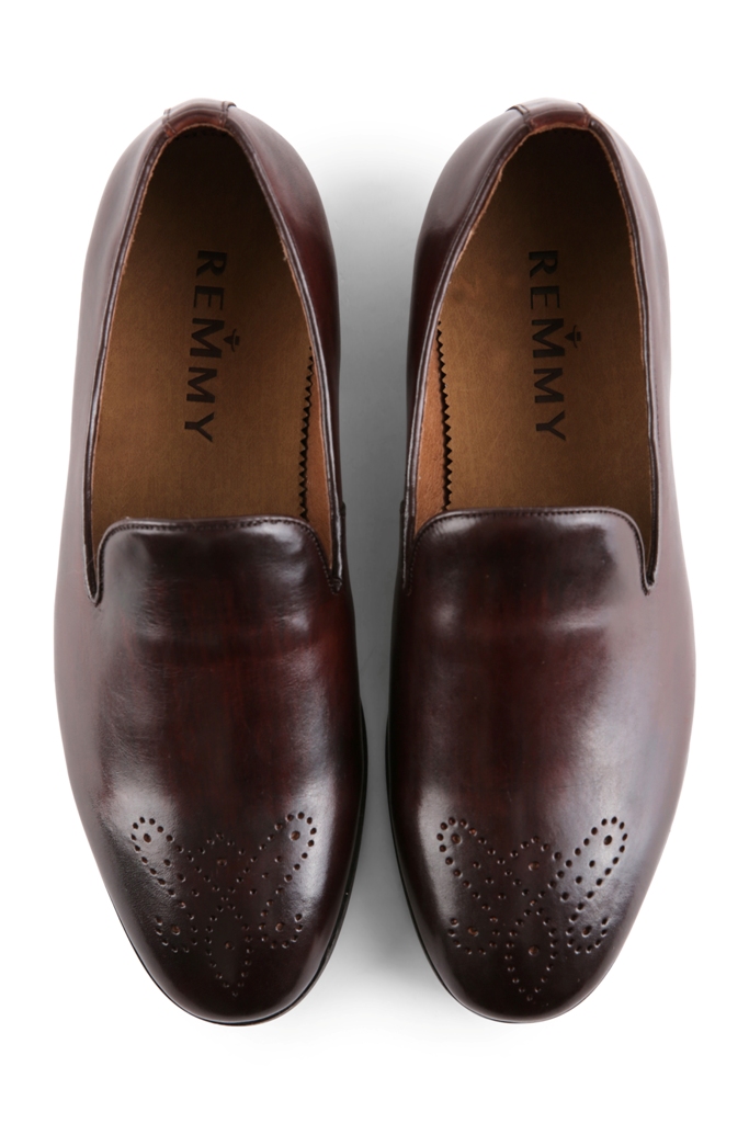 Giày trơn nâu, chấm hoa văn mũi giày 666-5 sz 40
