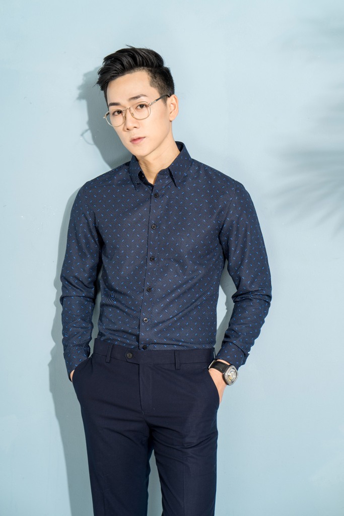 SM xanh tt, ht tam giác đôi xanh- chấm liti trắng