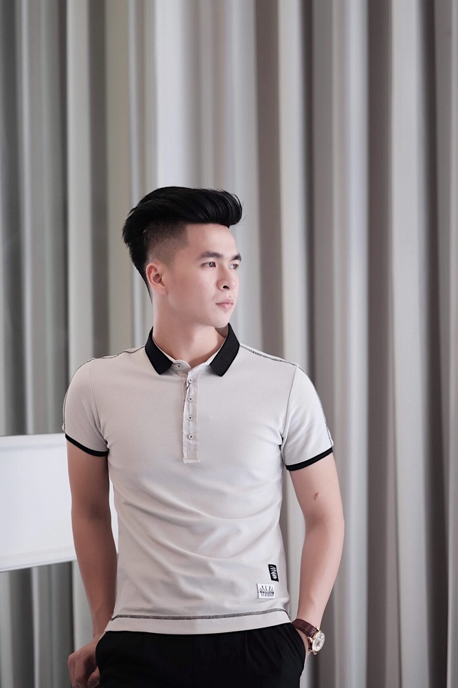 AF ghi cổ đen- logo đen trắng - F219