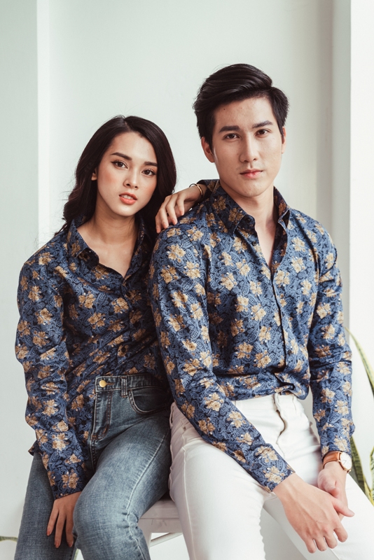 SM xanh dương vảy ốc, ht hoa vàng
