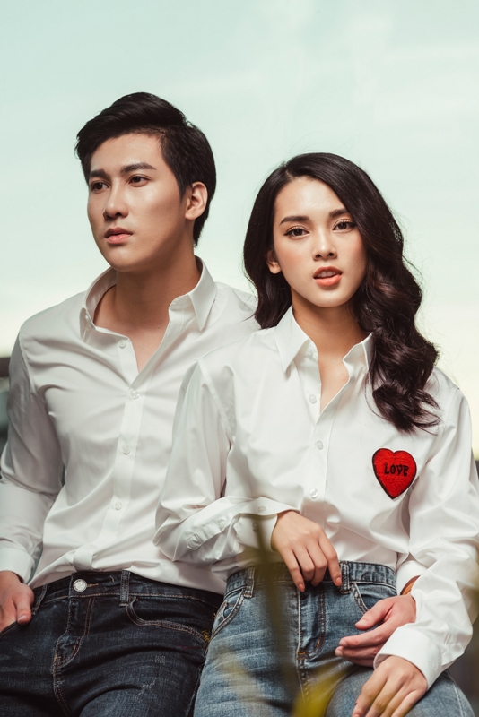 SM trắng ngà , đính trái tim trước ngực