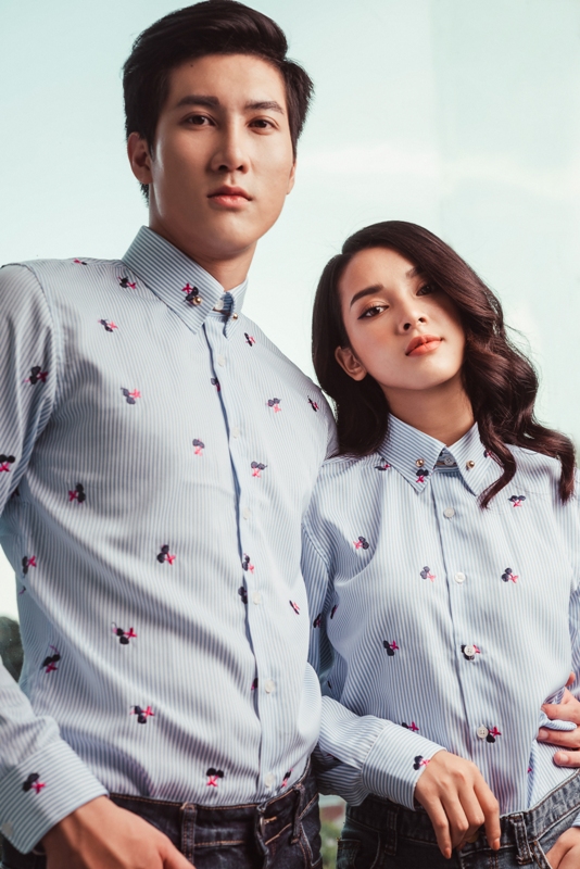 SM sọc xanh dượng- trắng thêu quả cheri, cài ms