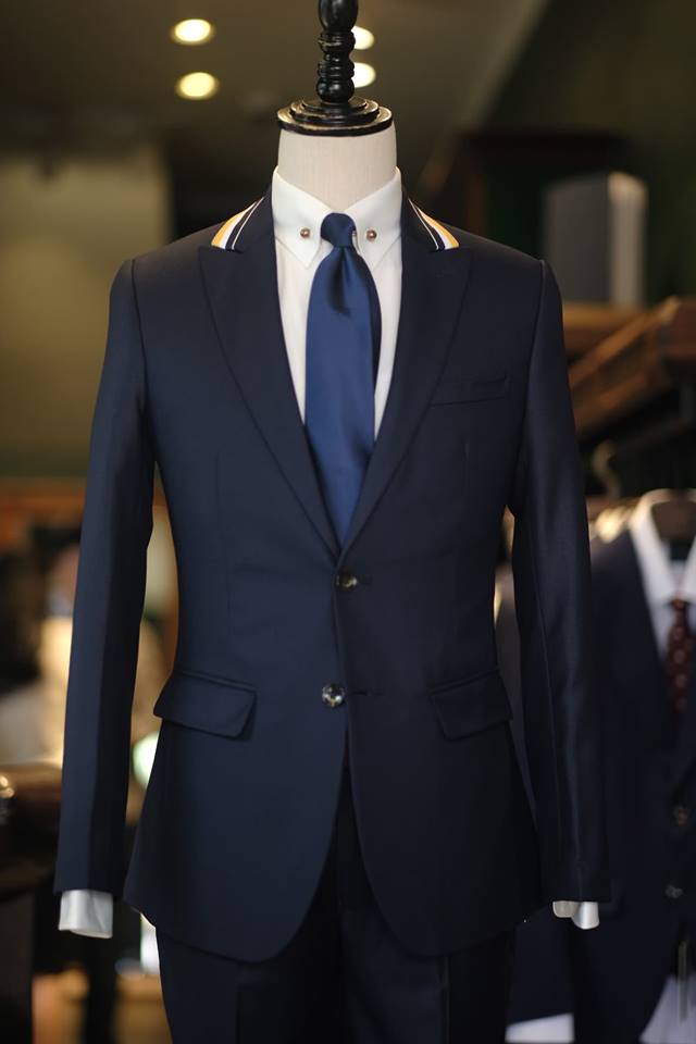 Vest xanh tt, phối kẻ vàng- trắng-tt cổ sau