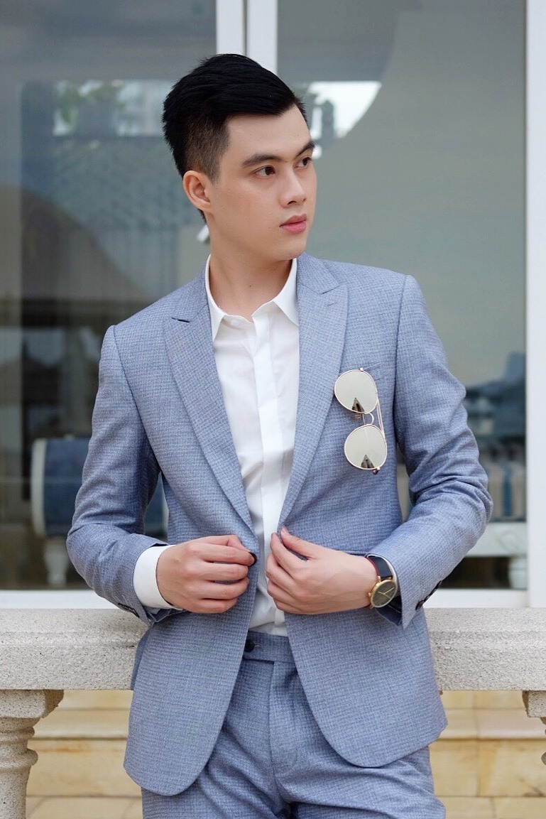 Vest ghi sáng, kẻ ô vuông nhỏ 1 khuy