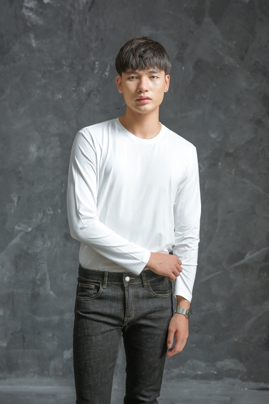 AT trắng tinh trơn cổ tròn -661 sz XXL