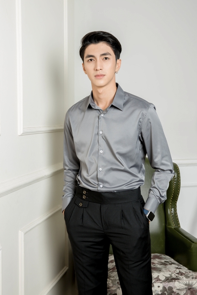 SM ghi xám trơn DT
