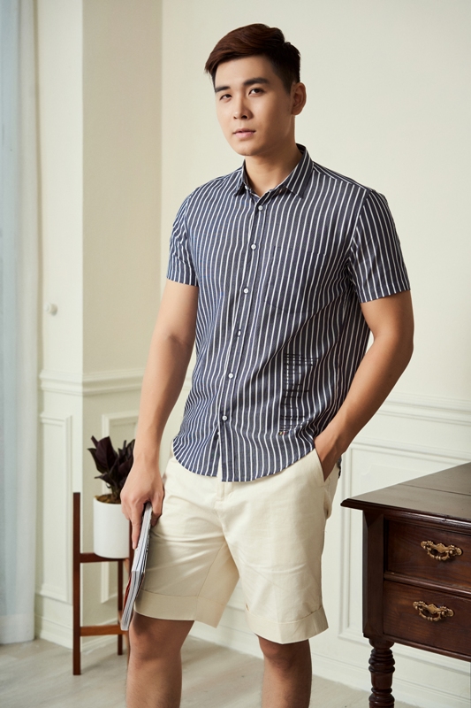 SM ghi đậm sọc trắng, túi ngực C9312