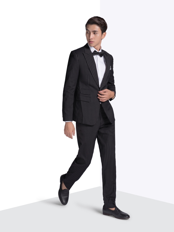 Vest đen kẻ chỉ sọc trắng, 1khuy
