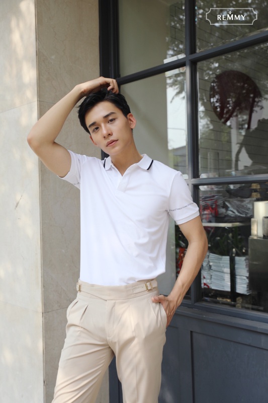 AF trắng, viền cổ đen- chữ