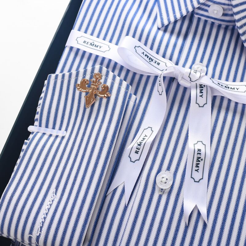 SM kẻ sọc xanh dương- trắng, chỉ kẻ chéo cufflink tay