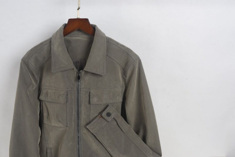 AD da lộn, màu ghi khói, 2 túi ngực- khóa kéo- 5904