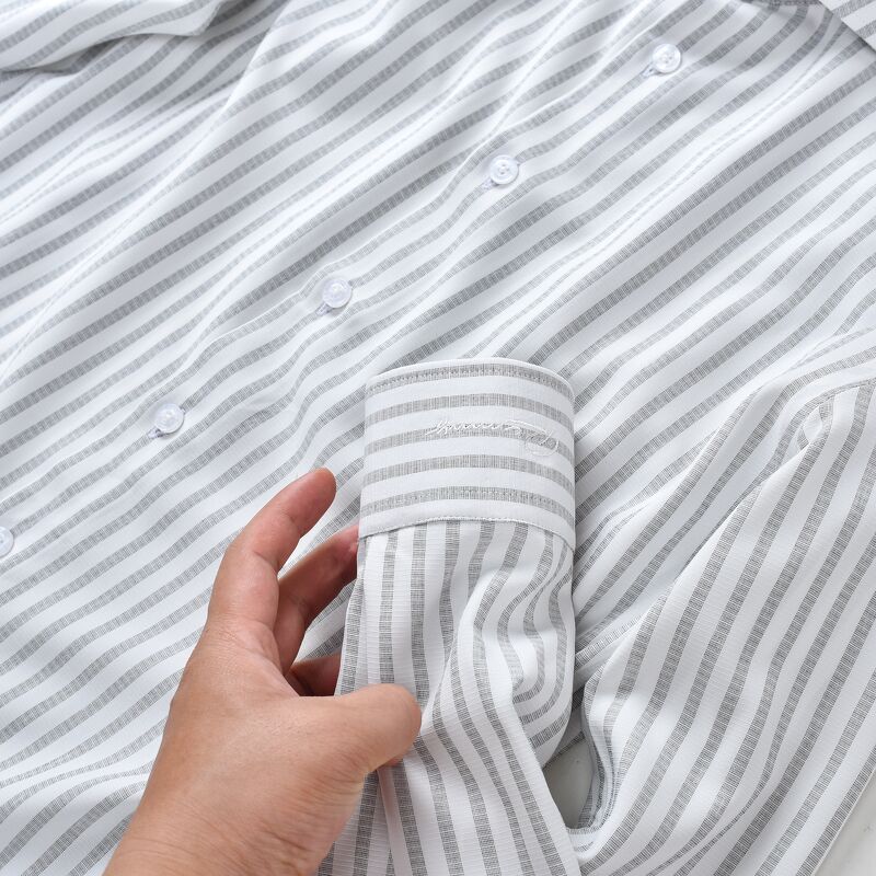 SM kẻ sọc trắng- xám, chỉ sần ngang- cổ ngang
