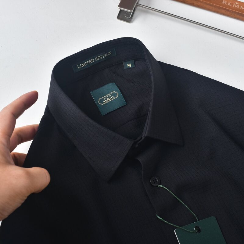 SM đen kẻ chỉ sần ô vuông, đục lỗ liti