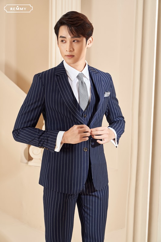 Vest xanh tt đậm kẻ sọc trắng, 2 khuy cài