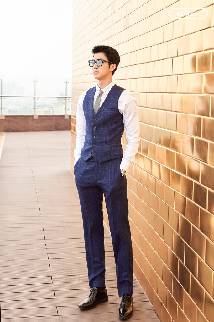 Quần vải sần xanh navy- kể ô vuông- 389