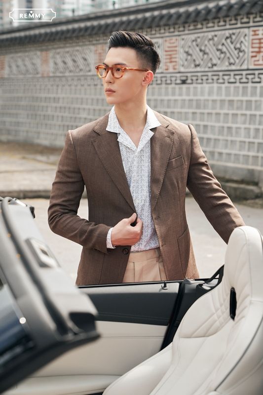 Vest blazer nâu , vải xước, ve to đột chỉ- 2 khuy