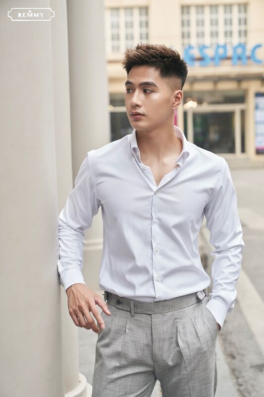 Quần cạp cao ghi sáng xước- đai KL 2 bên sườn, gấu lơ vê